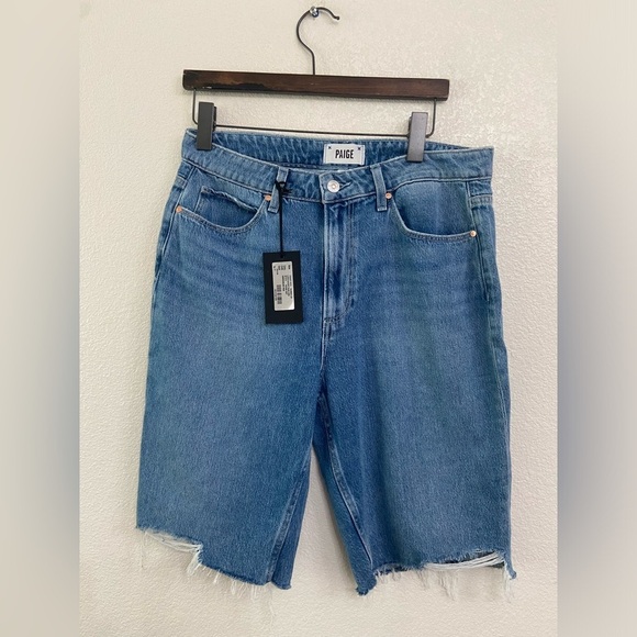 PAIGE Pants - PAIGE High Rise Raw Hem Denim Shorts Medium Wash Distressed Frayed Jorts 31
